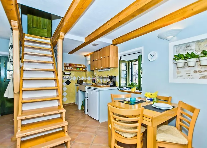 Charming Stone House Hvar Town