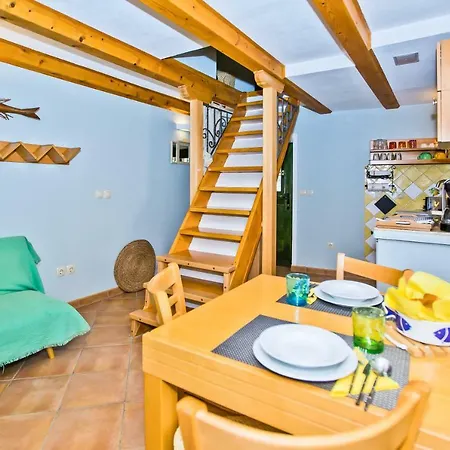 Central Charming Stone House * 흐바르